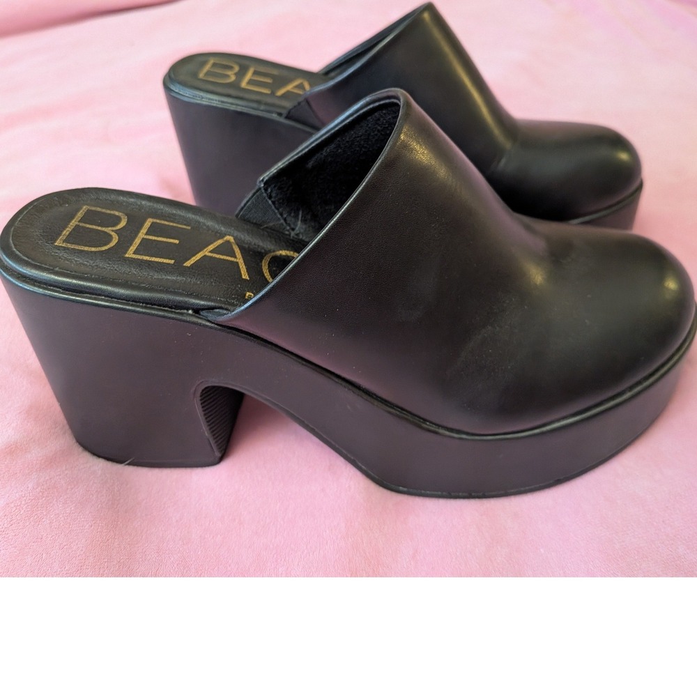 Beach by Matisse Black Jayde Clogs Size Women's 8M